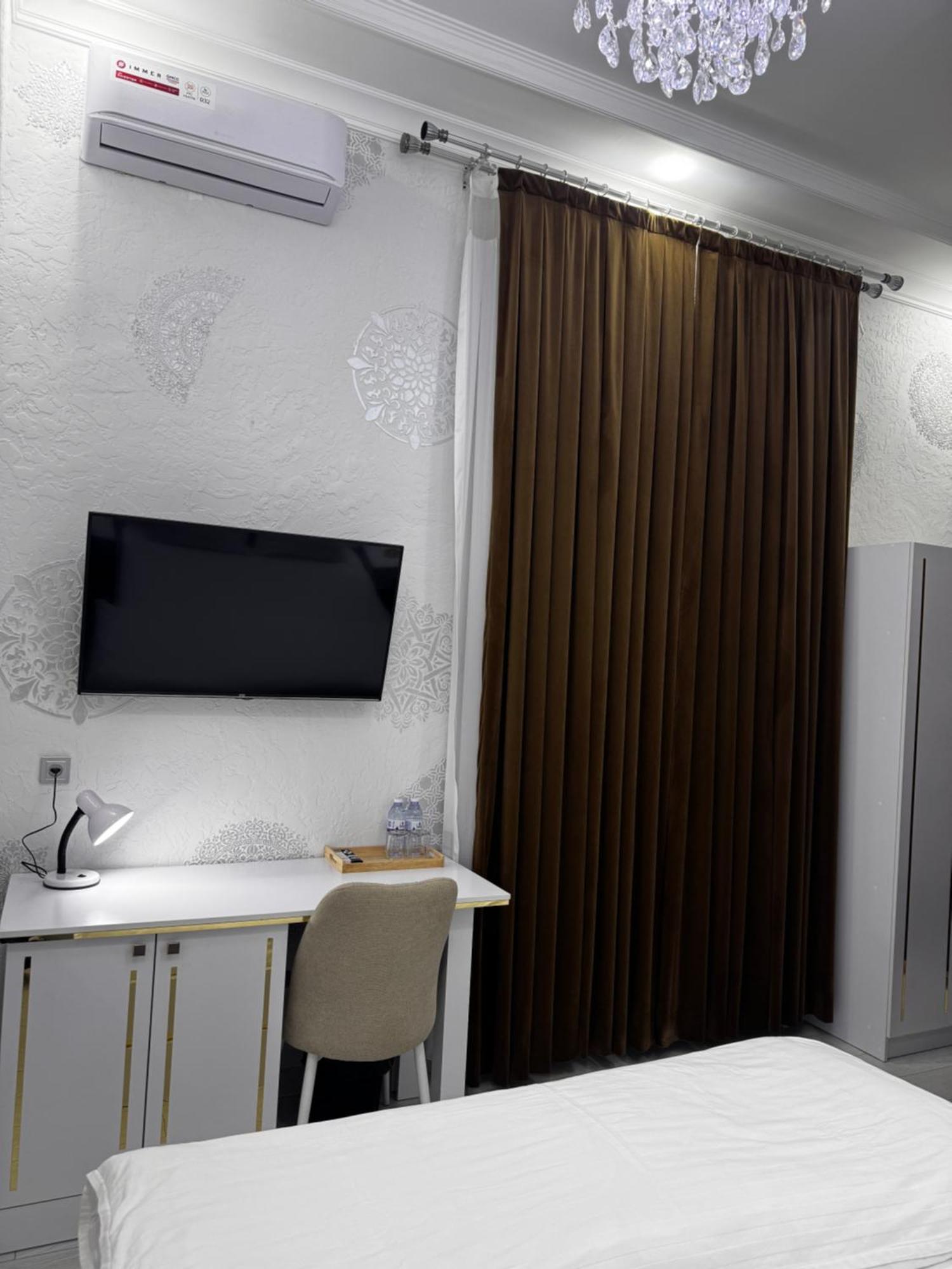 Salomat Guest House ซามาร์คันด์ ภายนอก รูปภาพ
